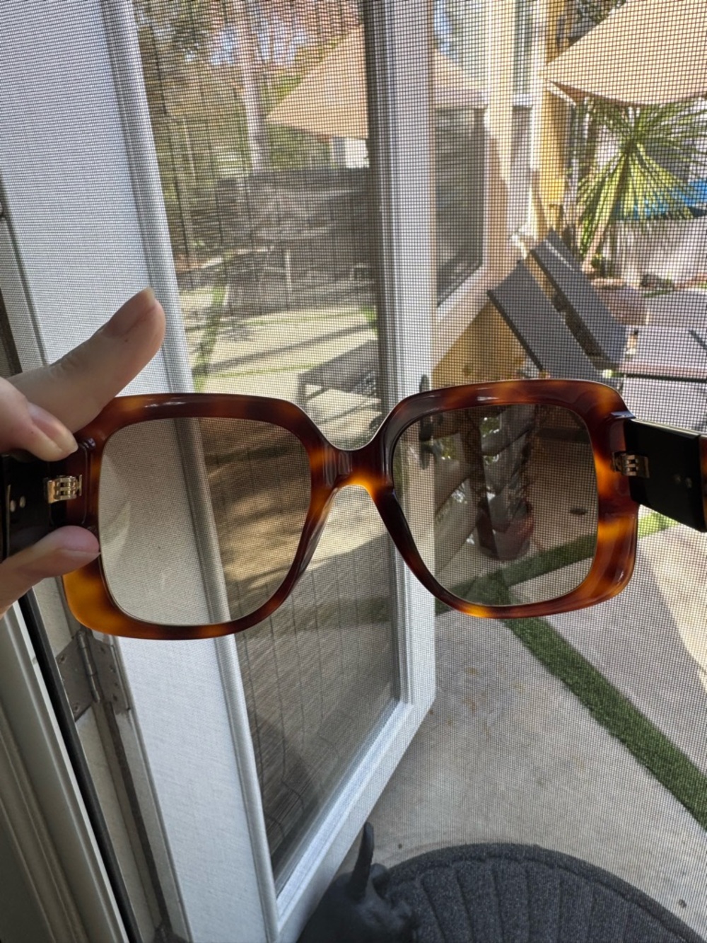 Oversized LongChamp Brown Tortoise Sunglasses - Picture 3 of 6
